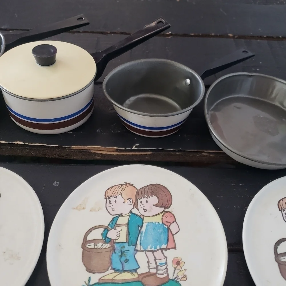 Chilton Toys Vintage Pots Pans Places Pitcher Dishes Aluminum Little Kids Child